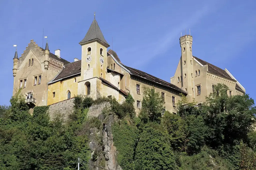 \"Schloss